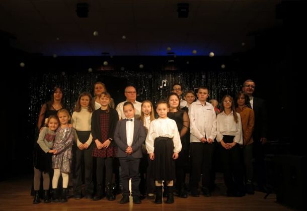 Koncert Noworoczny w wykonaniu uczni&oacute;w Szkoły Muzycznej w Zawidowie