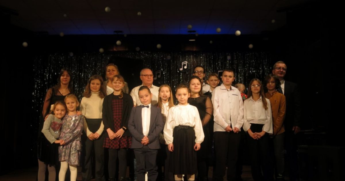 Koncert Noworoczny w wykonaniu uczniów Szkoły Muzycznej w Zawidowie