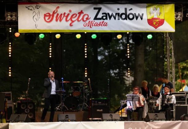Zdjęcie z Święta Miasta imprezy plenerowej w Zawidowie