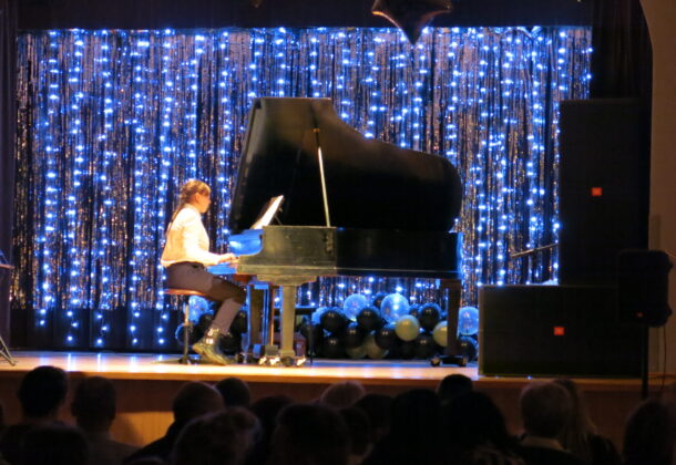 Koncert Noworoczny w wykonaniu uczni&oacute;w Szkoły Muzycznej w Zawidowie