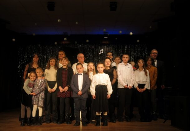 Koncert Noworoczny w wykonaniu uczni&oacute;w Szkoły Muzycznej w Zawidowie